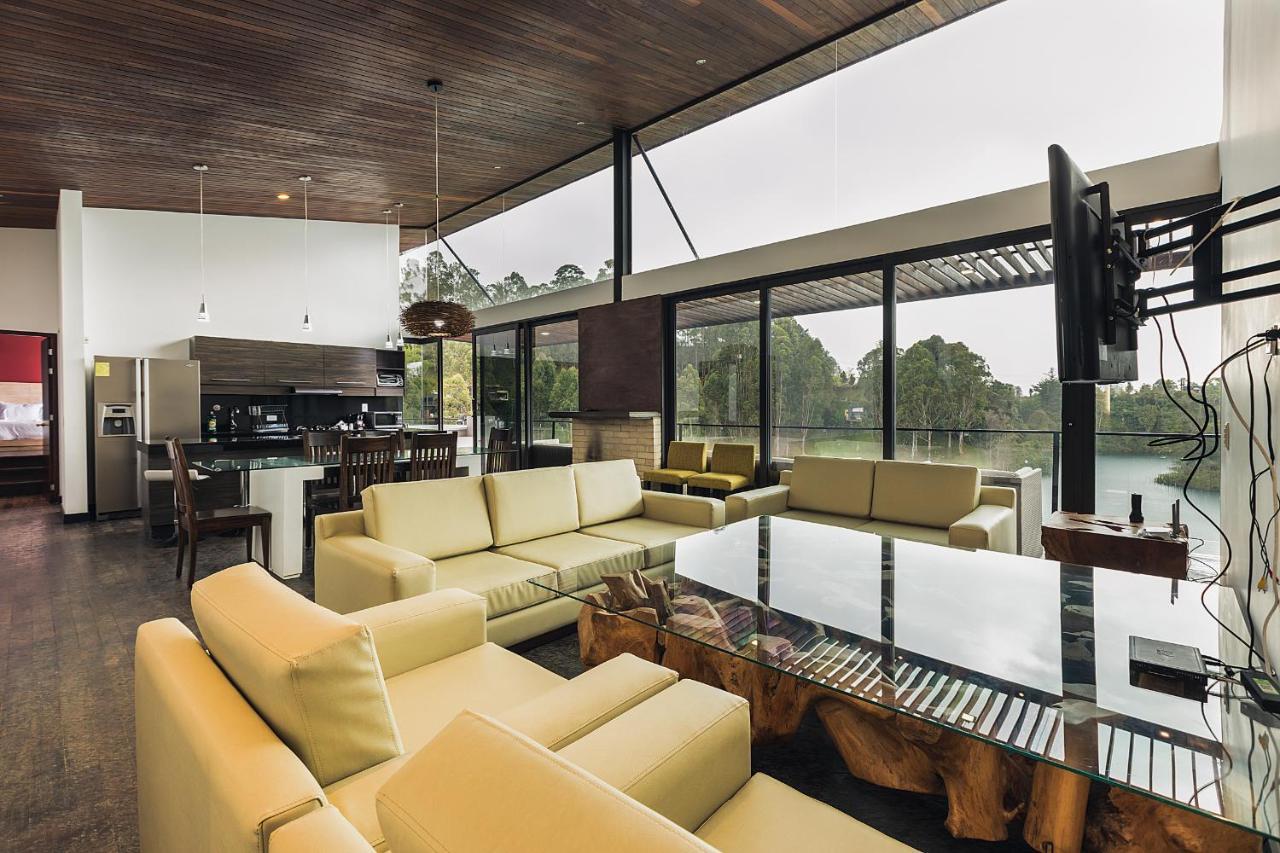 Villa Luxe by The Charlee à Guatapé Extérieur photo